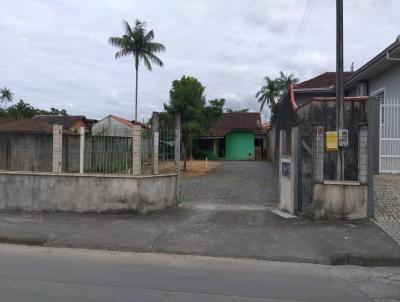 Casa para Venda, em Joinville, bairro Vila Nova, 3 dormitórios, 2 banheiros, 1 vaga